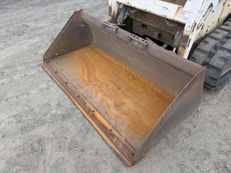 2008-bobcat-t190-image-12