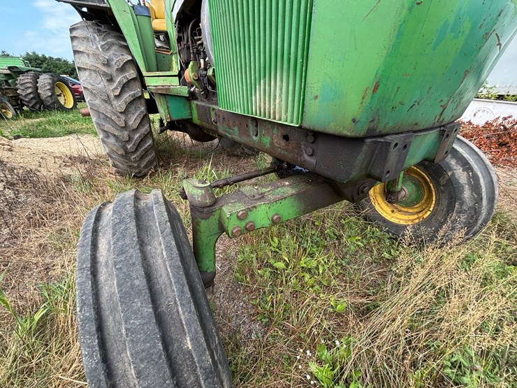 john-deere-4430-image-37
