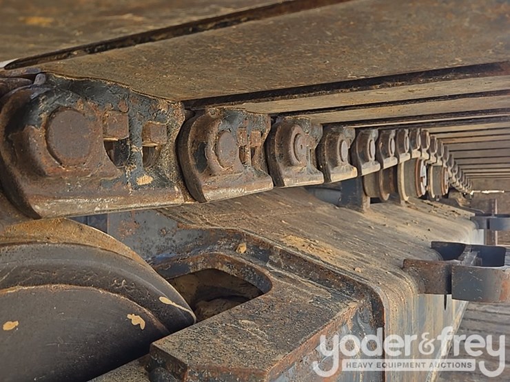 2023-komatsu-pc360-lc-11-image-12