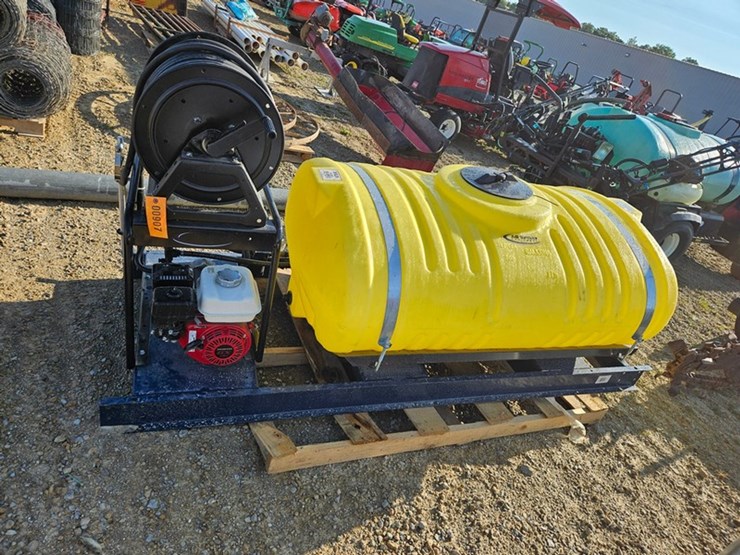 ag-spray-equipment-200-image-2