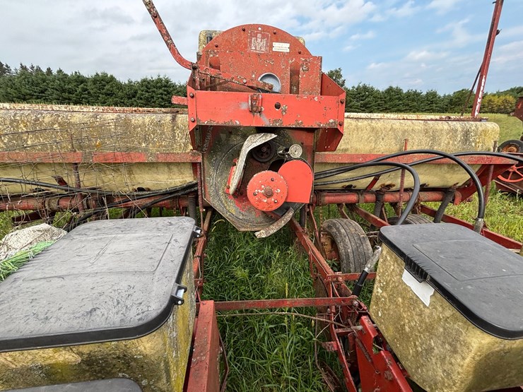 case-ih-400-image-16