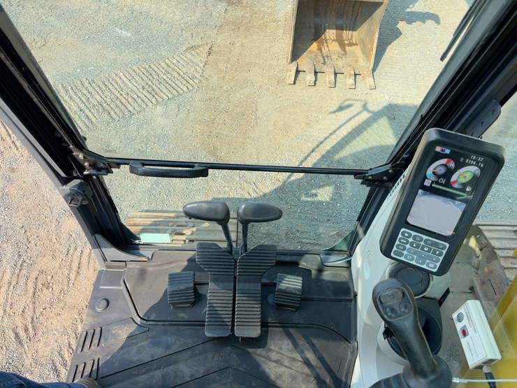 2018-kobelco-sk140sr-lc-5-image-39