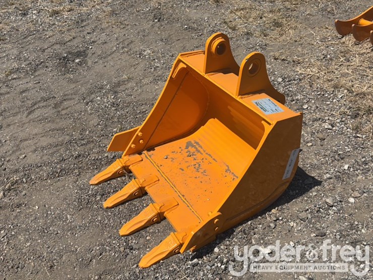 caterpillar-305-image-1