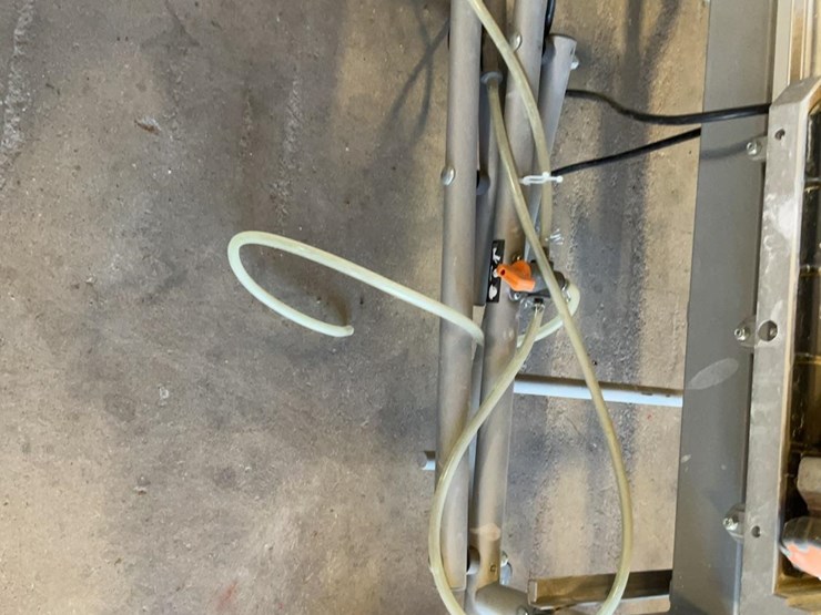 rigid-wet-tile-saw-&-dewalt-mitre-saw-image-12