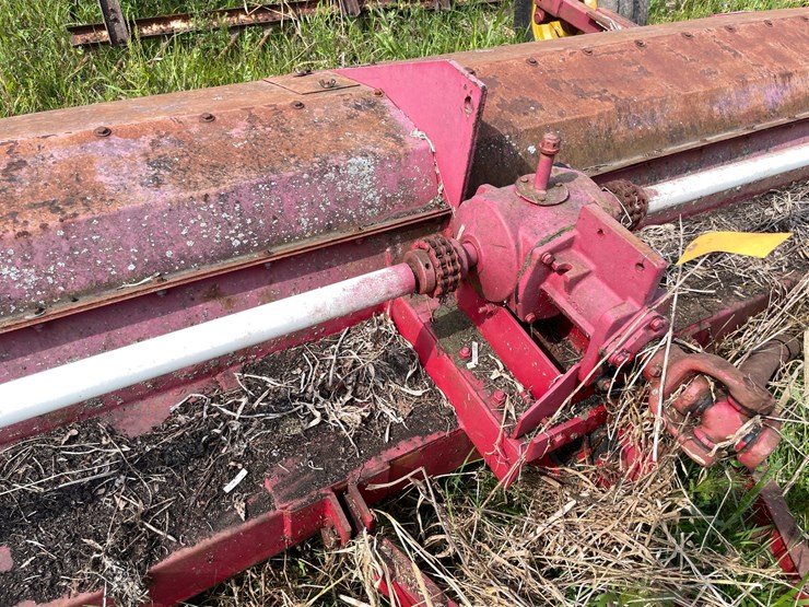 #2657-•-(4)-row-stalk-chopper-image-10