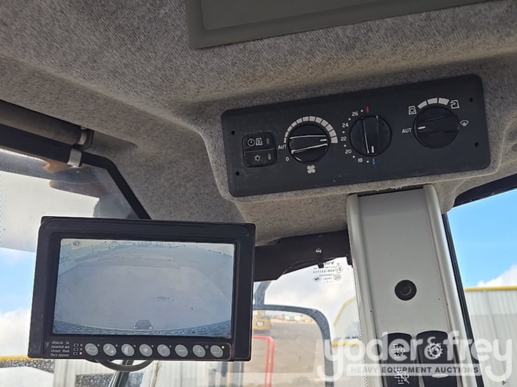 2018-volvo-l110h-image-68