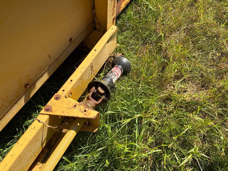 new-holland-974-image-17