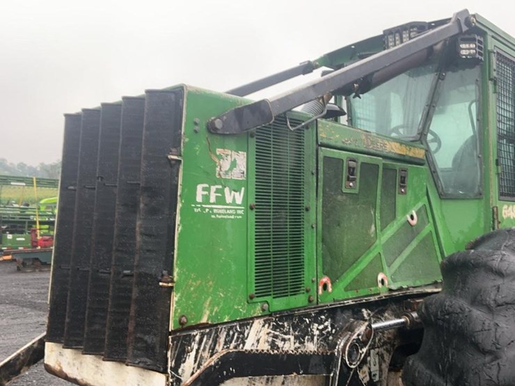 2014-deere-648h-image-27