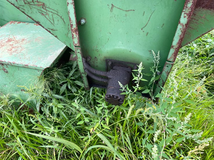 john-deere-700-image-13