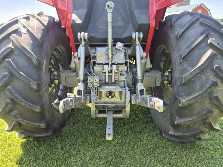 massey-ferguson-2705-image-13