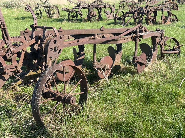 4-bottom-chain-lift-plow-image-9