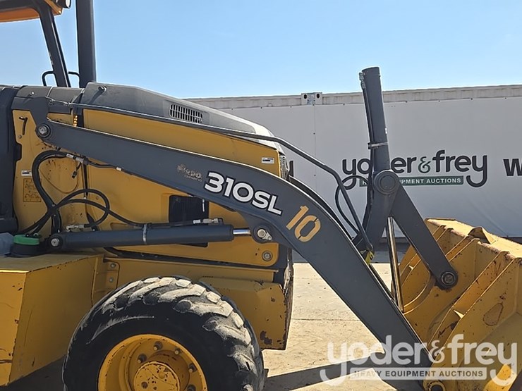 2019-deere-310sl-image-20