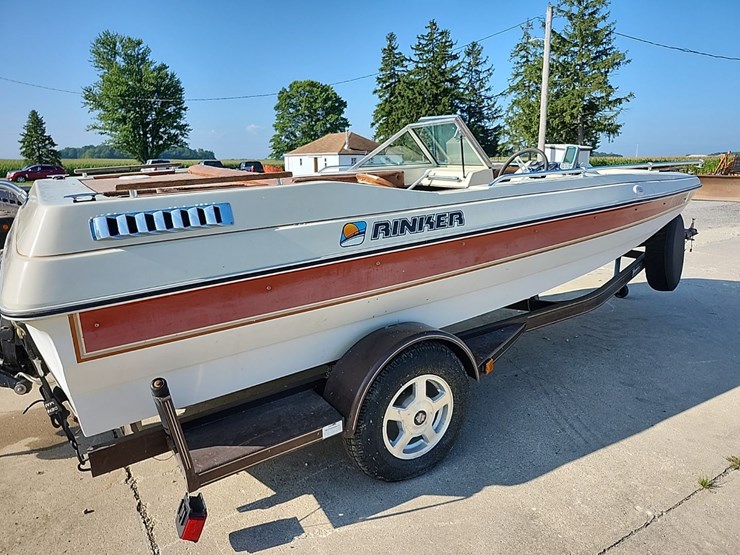 16ft-rinker-fish-&-ski-boat-image-10
