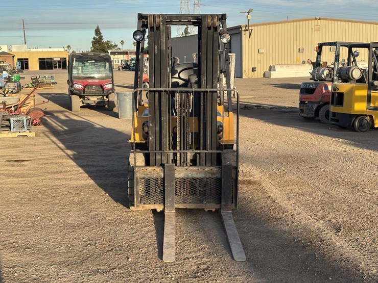caterpillar-gp25-image-6