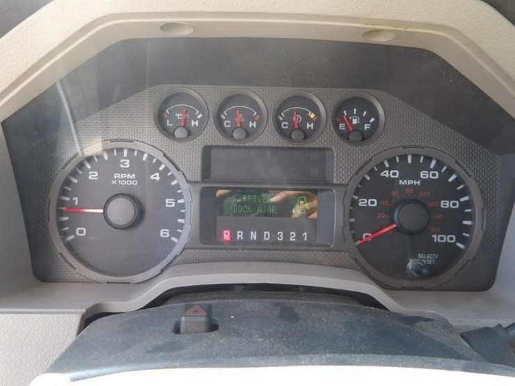2008-ford-f550-image-25