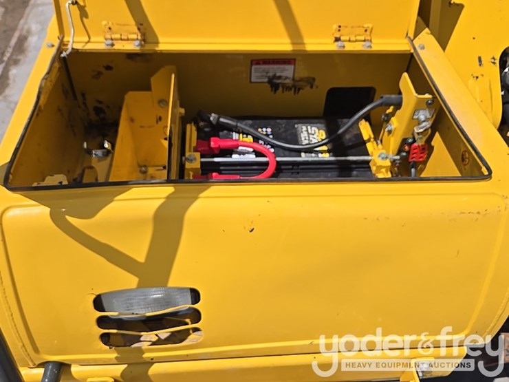 2023-komatsu-pc360-lc-11-image-42