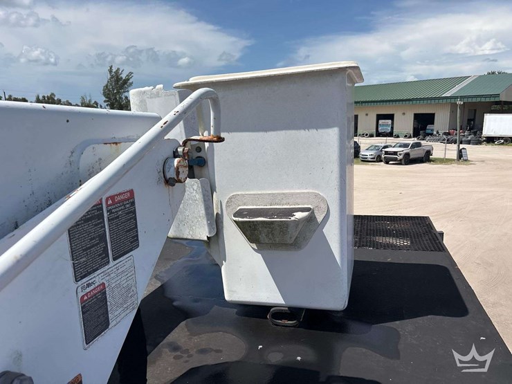 2012-international-durastar-4300-image-14