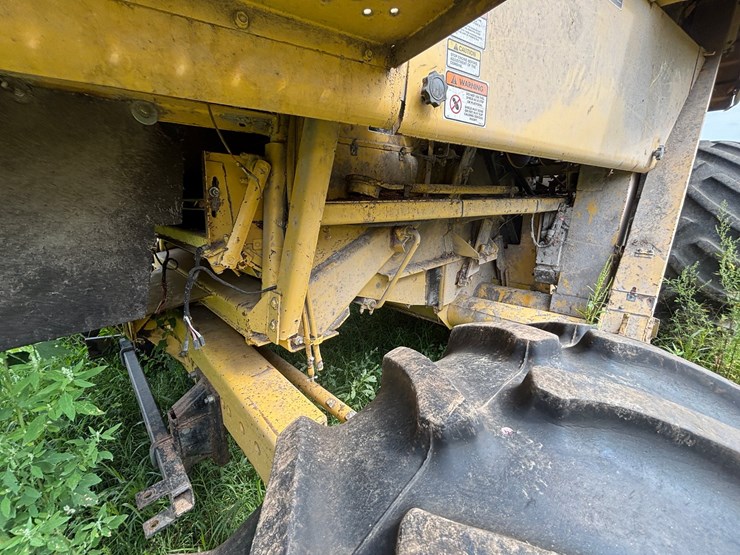 new-holland-tr98-image-62