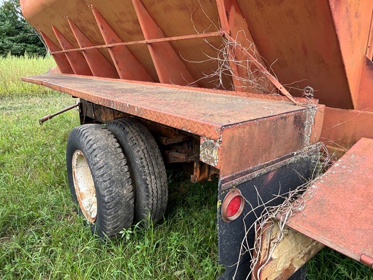 #2650-•-lime-spreader-image-9