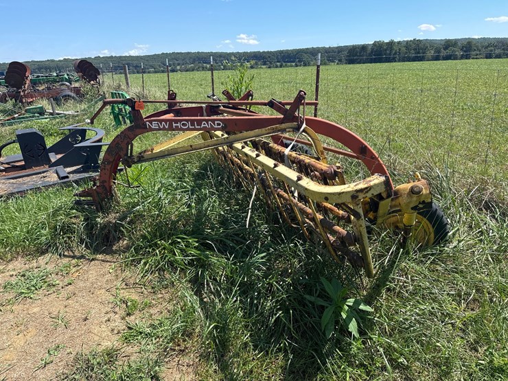 new-holland-256-image-2