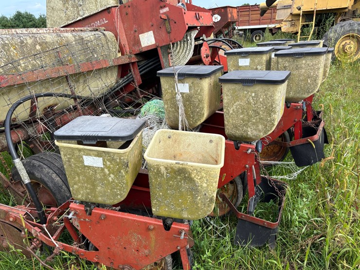 case-ih-400-image-11