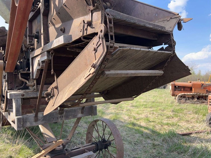 altman-taylor-threshing-machine-image-8