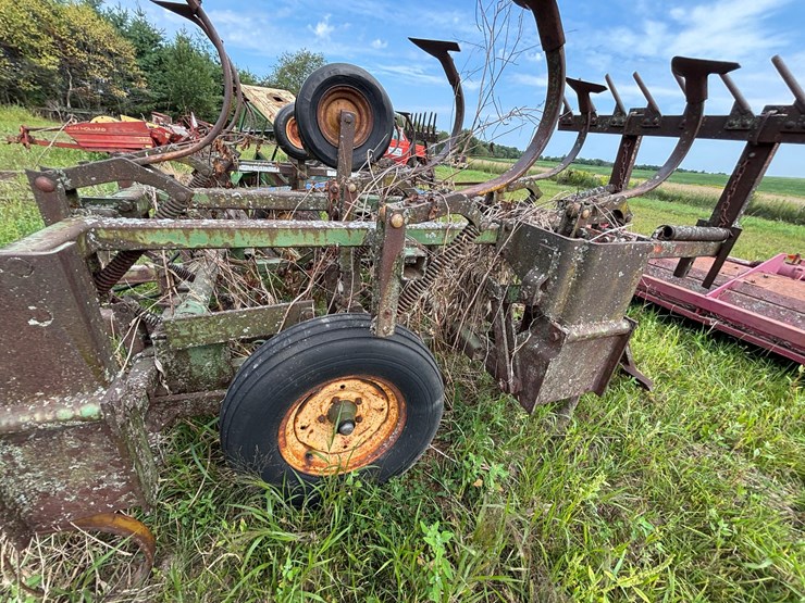#2656-•-kewanee-17'-field-cultivator-image-16