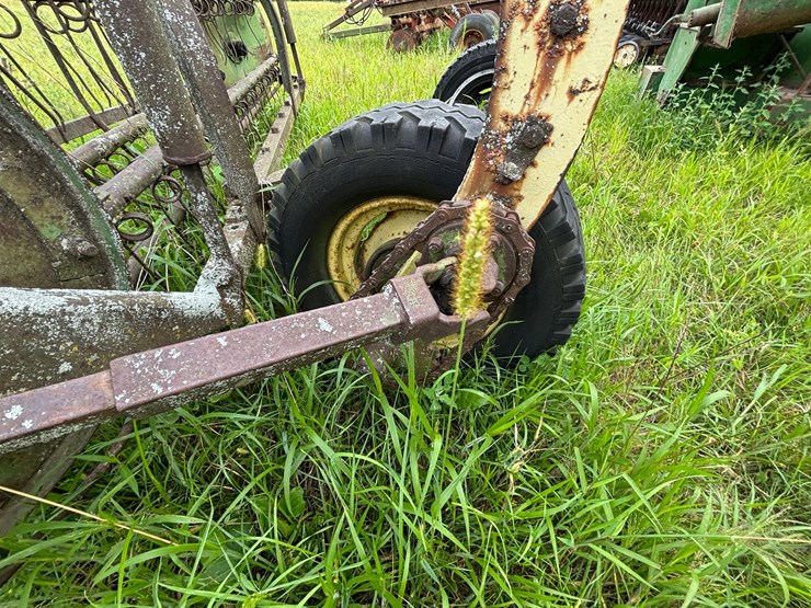 john-deere-5-image-23