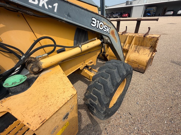 2013-deere-310sk-image-37
