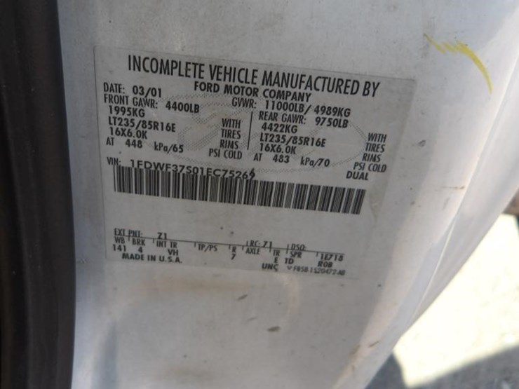 2001-ford-f350-image-25