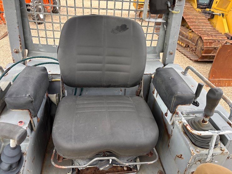 komatsu-d39p-image-25
