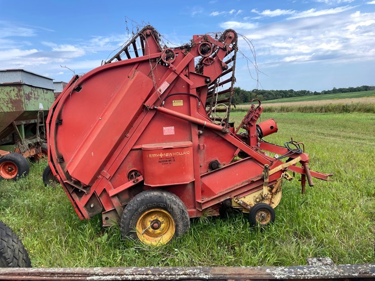 new-holland-850-image-4
