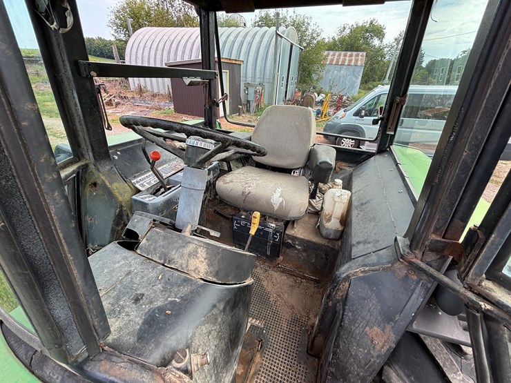 john-deere-4450-image-46