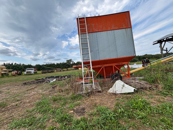 #2587-•-aluminum-extension-ladder-image-1
