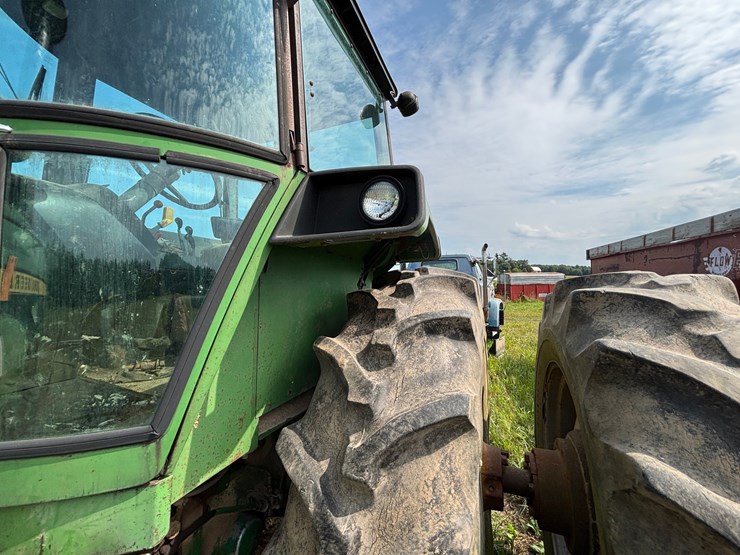 john-deere-4630-image-41