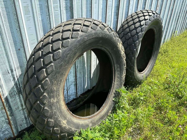 turf-tires-image-1
