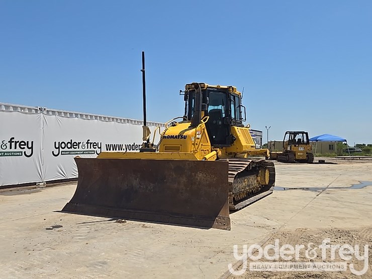 2023-komatsu-d61px-24-image-1