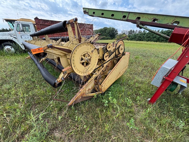 new-holland-960-image-13