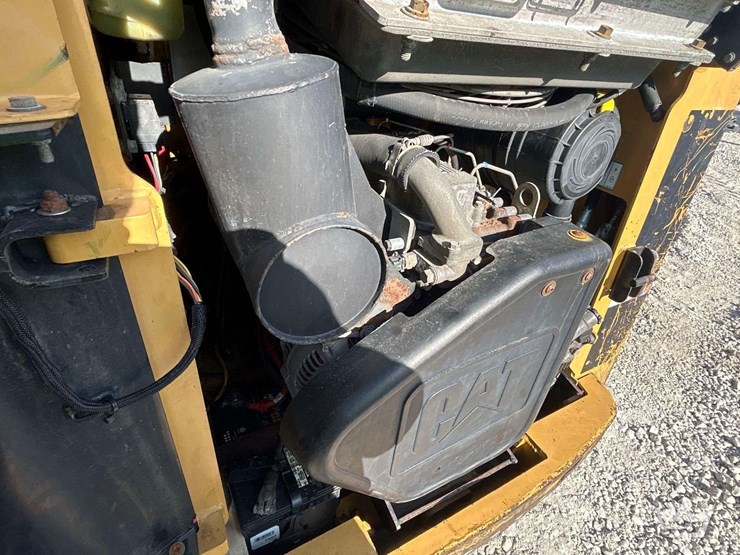 caterpillar-262b-image-9