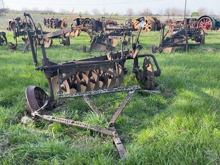 ihc-disc-plow-image-8
