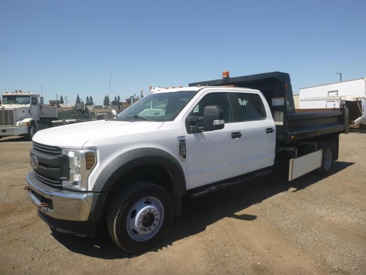 2018-ford-f550-image-1