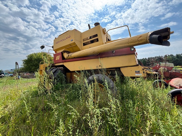 new-holland-tr86-image-10