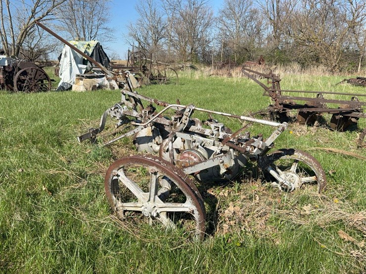 oliver-heavy-duty-3-blade-pull-type-disk-plow-image-5