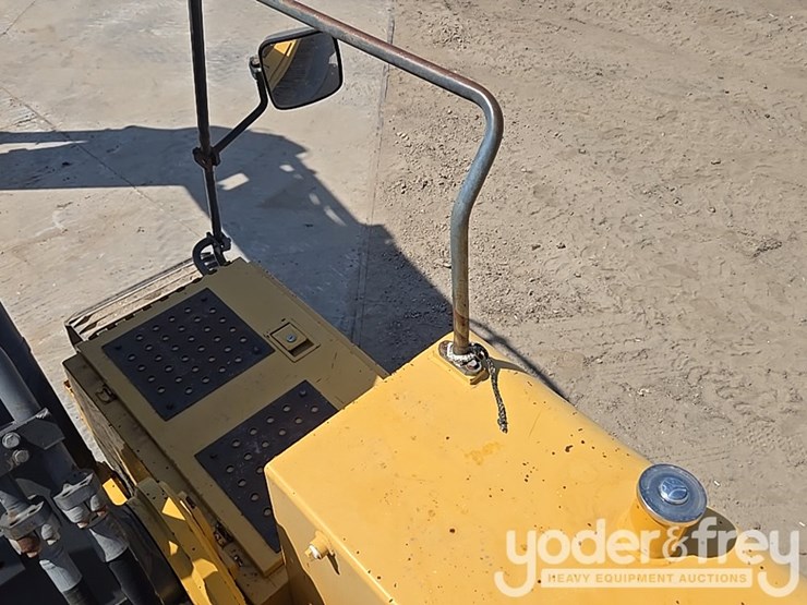 2011-deere-450d-lc-image-76