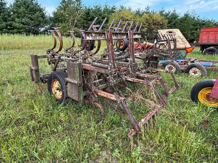 #2656-•-kewanee-17'-field-cultivator-image-7