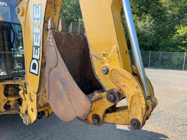 2005-deere-310sg-image-23