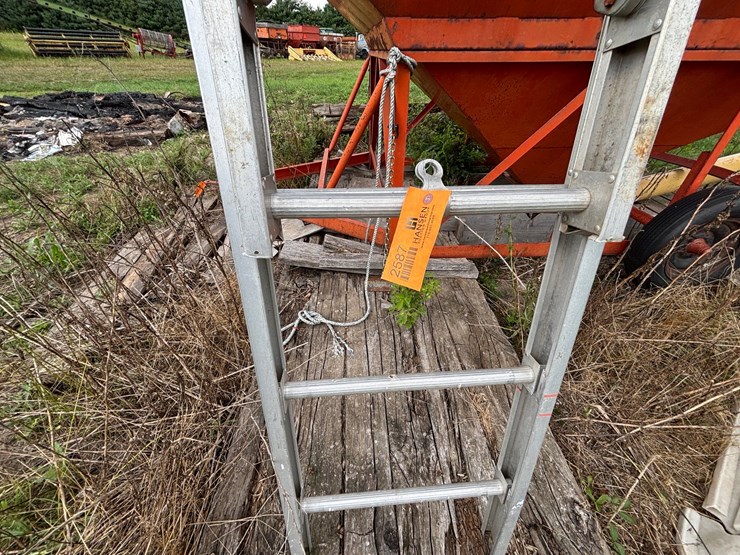 #2587-•-aluminum-extension-ladder-image-10