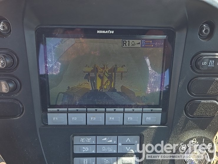 2023-komatsu-d61px-24-image-68