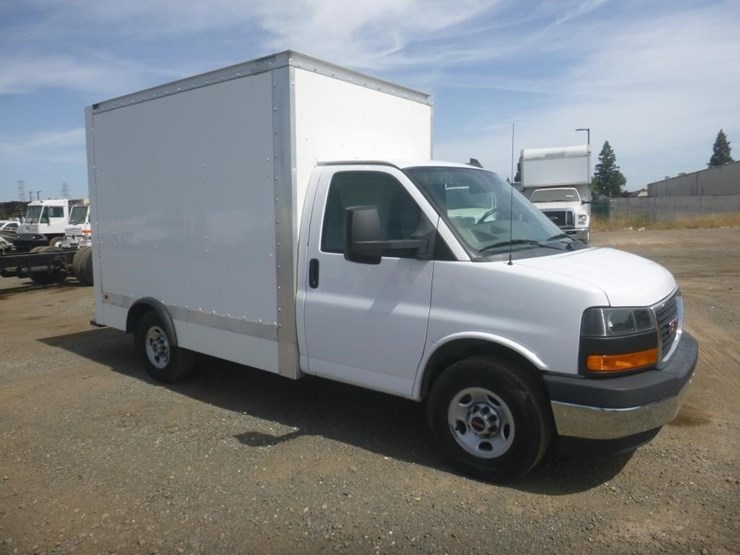 2023-gmc-3500-image-2