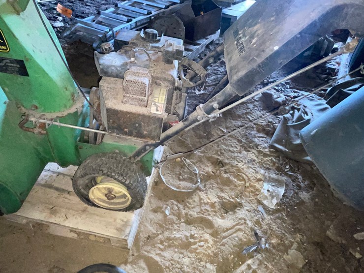 john-deere-26-image-9